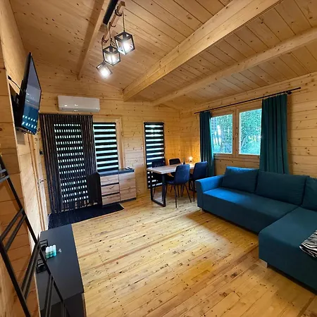 Nad Jeziorem Lubie * Gudowo