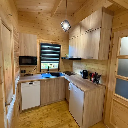 度假居 Nad Jeziorem Lubie