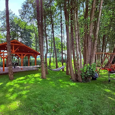 Nad Jeziorem Lubie Dom wakacyjny