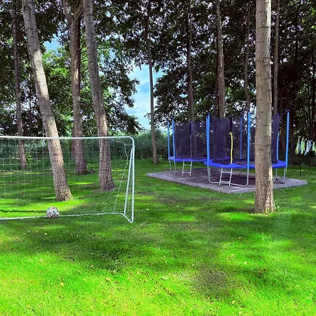 Dom wakacyjny Nad Jeziorem Lubie