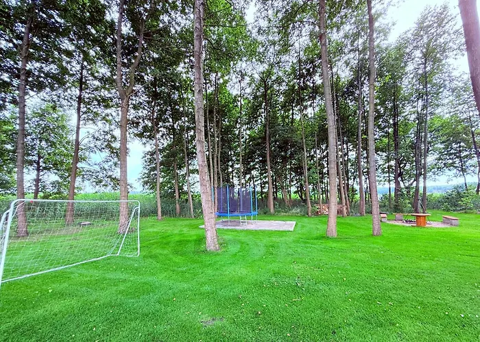 Nad Jeziorem Lubie Holiday home