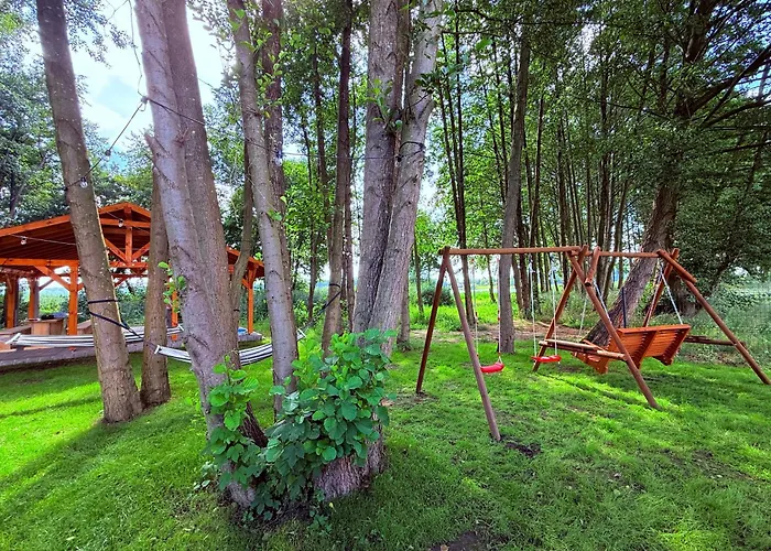 Nad Jeziorem Lubie Holiday home